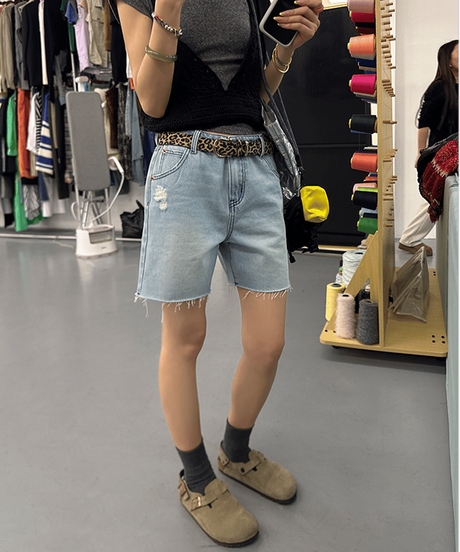 6818dc147619fe000127db8c