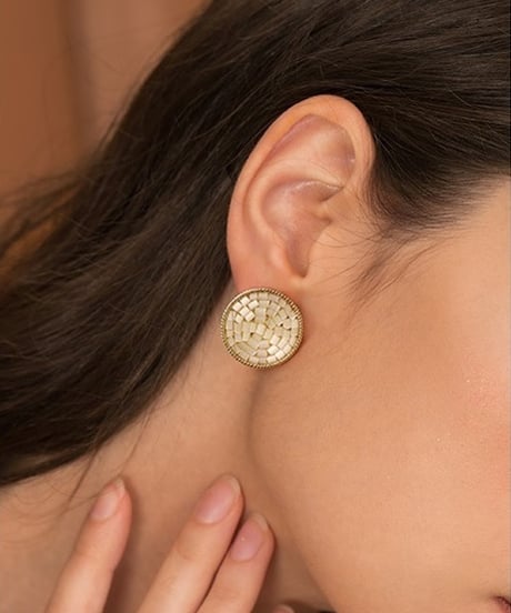 round shell pierce　hm1555