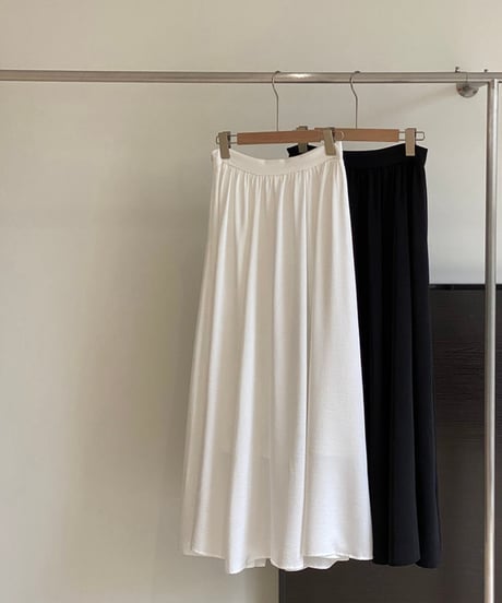 satin flare long-skirt / 2color　hm1376