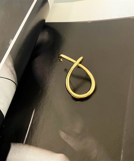 ear hook pierce　hm1550