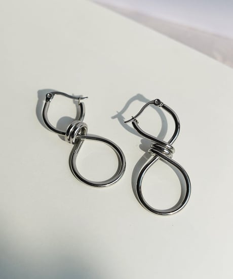 twist design pierce / 2color　hm1554