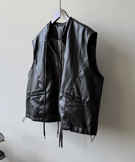 faux leather vest / 2color　hm2764