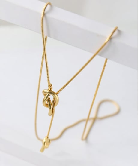 knotted gold necklace　hm2147