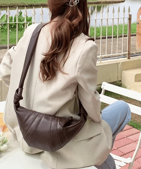 half moon shoulder bag / 2color　hm2772