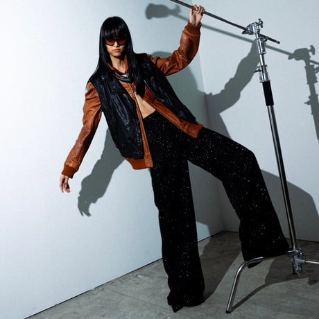 SPARKLE LAME TWEED PANTS【BLACK】