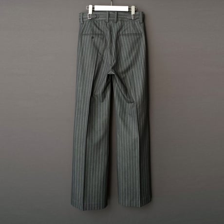 STRIPE FLARE SLACKS【GRAY】