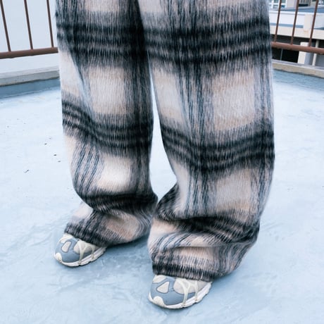 SHAGGY CHECK PANTS【BLACK】