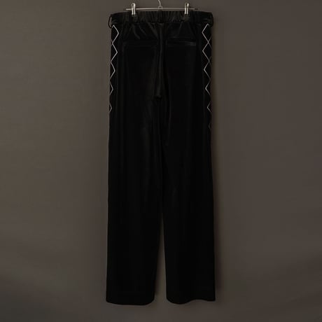 EMBROIDERY VELOUR WIDE PANTS【BLACK】