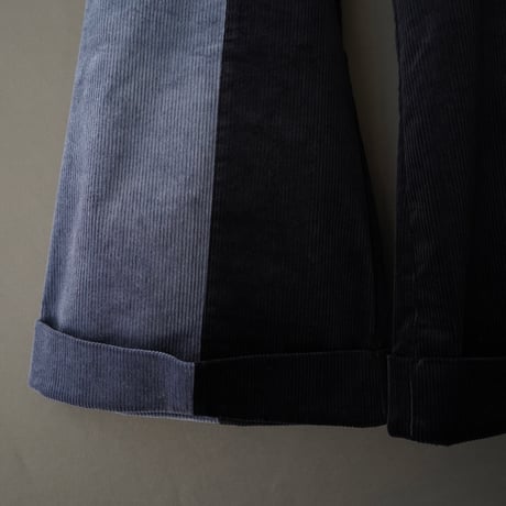 WIDE FLARE CORDUROY PANTS【BLUE×BLACK】