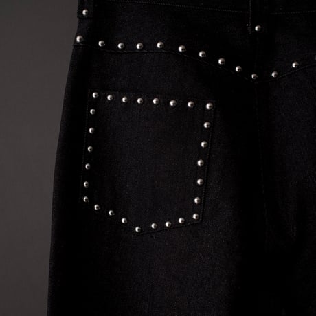 STUDDED DENIM PANTS【BLACK】
