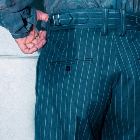 STRIPE FLARE SLACKS【GRAY】