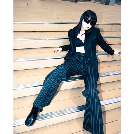 STRIPE FLARE SLACKS【GRAY】