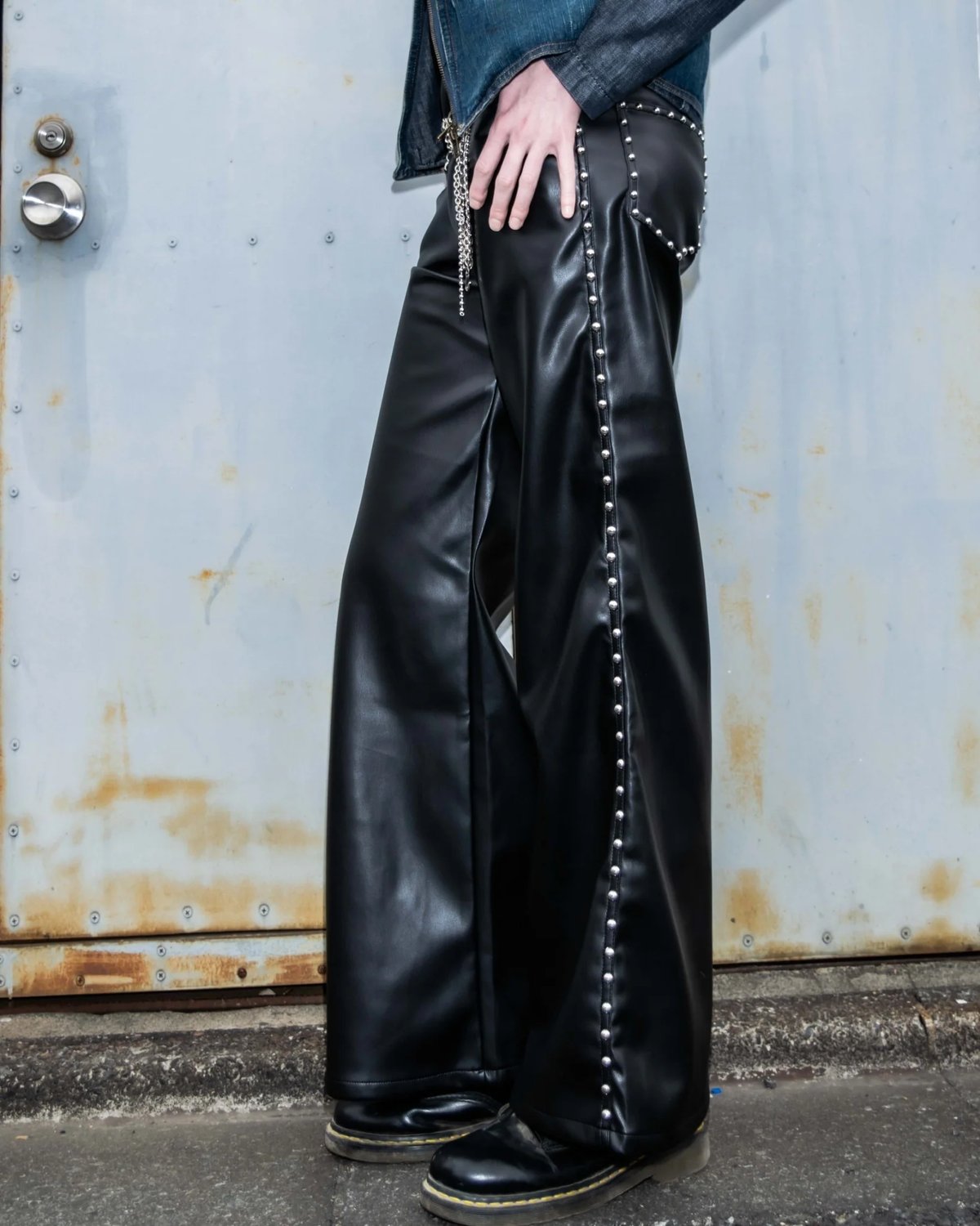 SHIKITARI STUDDED LEATHER PANTS 【BLACK】 STUDDED LEATHER PANTS 【BLACK】 | SHIKITARI