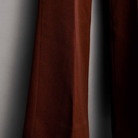 PINTUCK MEGA FLARE SLACKS 【BROWN】