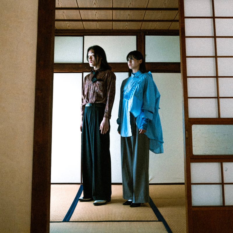 MIX TUCK DESIGN WIDE SLACKS【BLACK】 | SHIKITARI MIX TUCK DESIGN WIDE SLACKS【BLACK】 | SHIKITARI