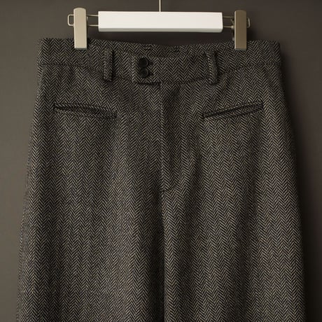 WIDE VOLUME HERRINGBONE PANTS【DARK GRAY】