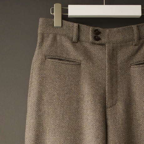 WIDE VOLUME HERRINGBONE PANTS【BEIGE】