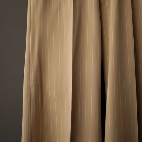 STRIPE FLARE SLACKS【BEIGE】