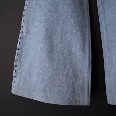 STUDDED DENIM PANTS【BLUE】