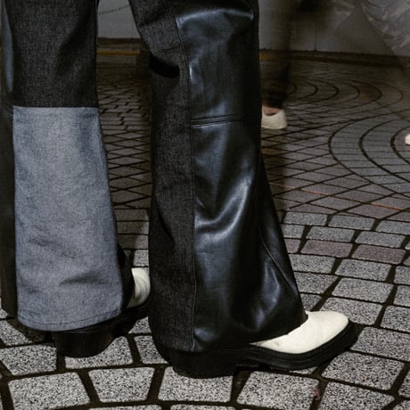 PATCHWORK FLARE DENIM 【BLACK】