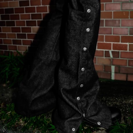Side snap bell-bottom denim【Black】