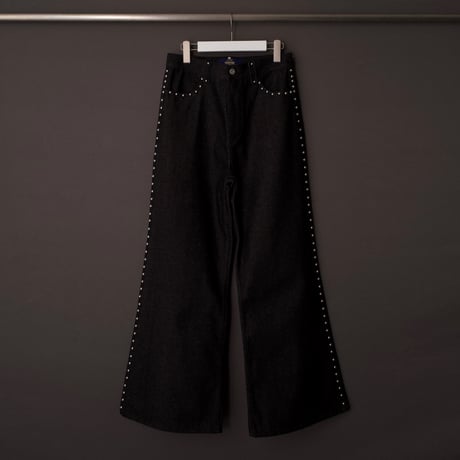 STUDDED DENIM PANTS【BLACK】