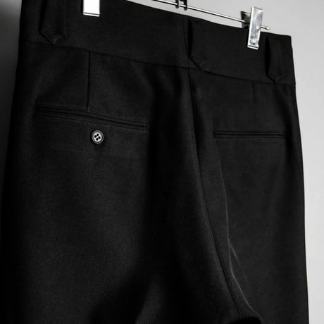 PINTUCK MEGA FLARE SLACKS 【BLACK】