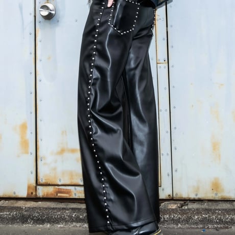 STUDDED LEATHER PANTS 【BLACK】