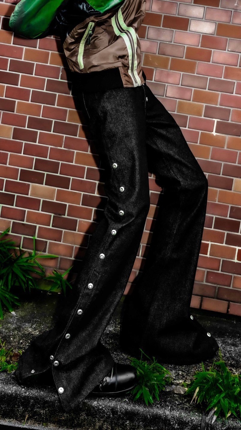 Side snap bell-bottom denim【Black】 | SHIKITARI Side snap bell-bottom denim【Black】 | SHIKITARI