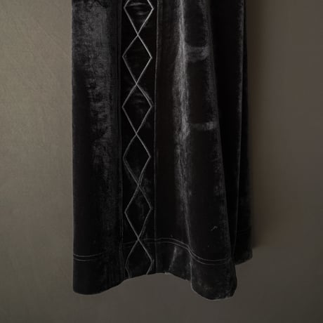 EMBROIDERY VELOUR WIDE PANTS【GRAY】