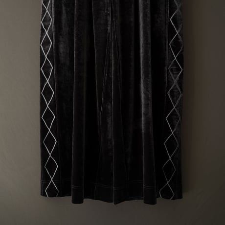 EMBROIDERY VELOUR WIDE PANTS【GRAY】