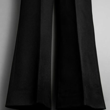 PINTUCK MEGA FLARE SLACKS 【BLACK】