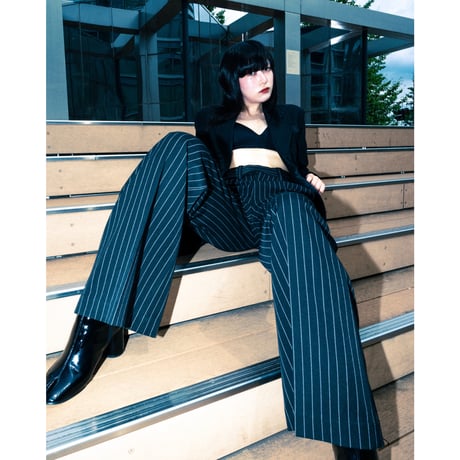 STRIPE FLARE SLACKS【GRAY】
