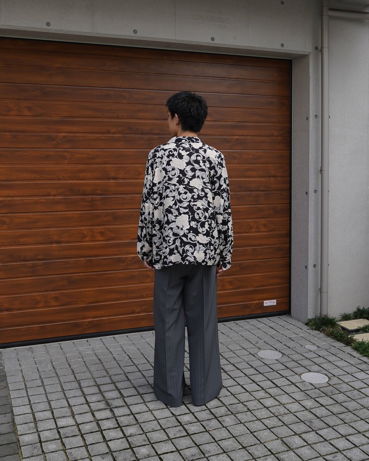 MIX TUCK DESIGN WIDE STRIPE SLACKS【GRAY】 | SHIK MIX TUCK DESIGN WIDE STRIPE SLACKS【GRAY】 | SHIK