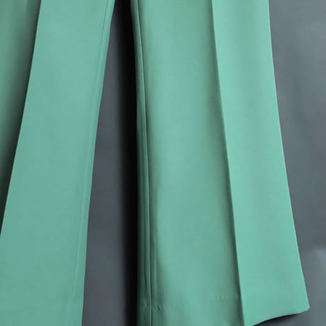 PINTUCK MEGA FLARE SLACKS 【GREEN】