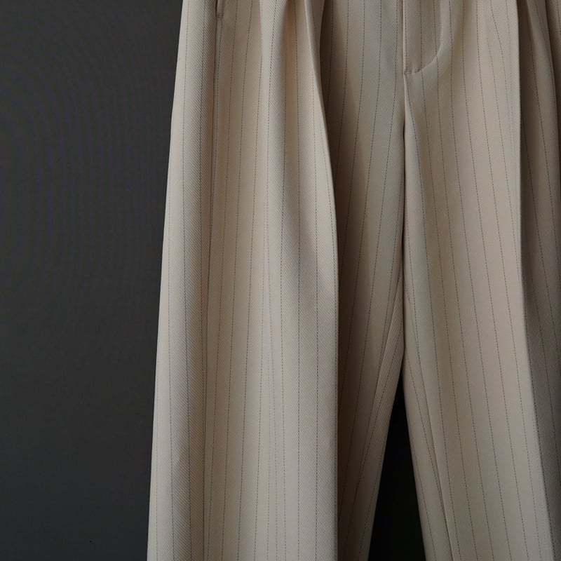 MIX TUCK DESIGN WIDE STRIPE SLACKS【OFF WHITE】 | MIX TUCK DESIGN WIDE STRIPE SLACKS【OFF WHITE】 |