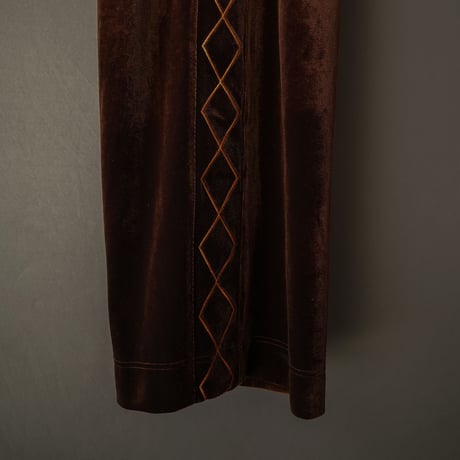 EMBROIDERY VELOUR WIDE PANTS【BROWN】