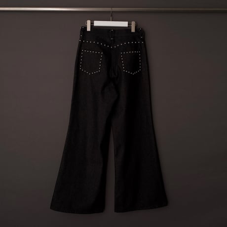 STUDDED DENIM PANTS【BLACK】