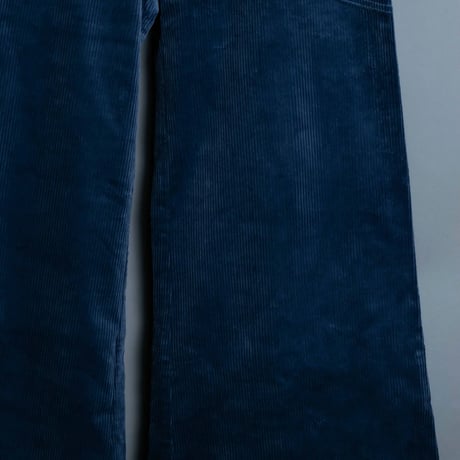 WIDE FLARE CORDUROY PANTS【BLUE】