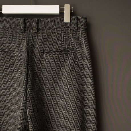 WIDE VOLUME HERRINGBONE PANTS【DARK GRAY】