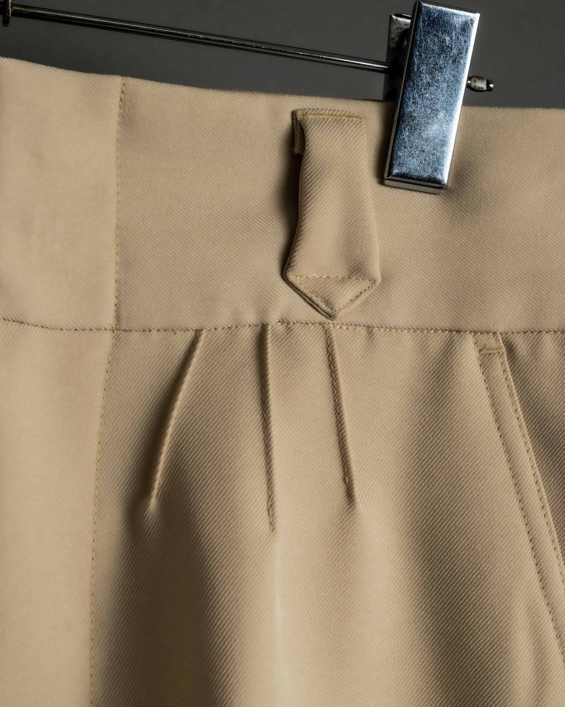 PINTUCK MEGA FLARE SLACKS 【BEIGE】 | SHIKITARI