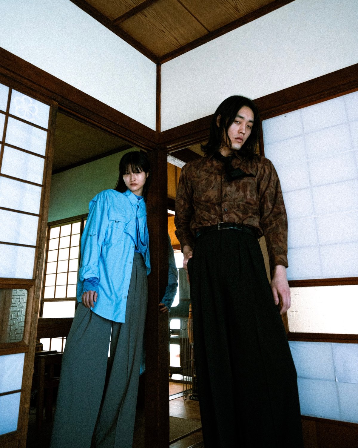 MIX TUCK DESIGN WIDE SLACKS【KAHKI】 | SHIKITARI