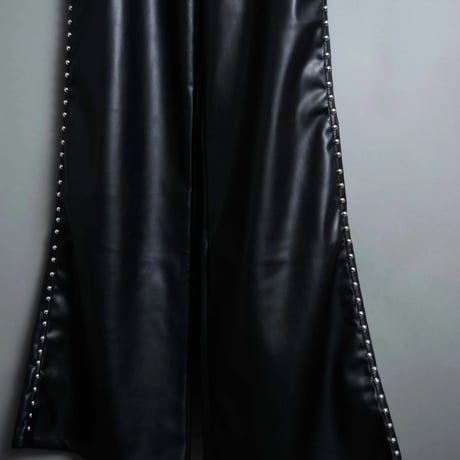 STUDDED LEATHER PANTS 【BLACK】