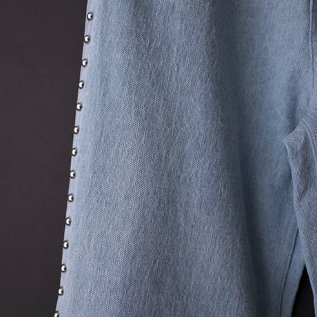 STUDDED DENIM PANTS【BLUE】