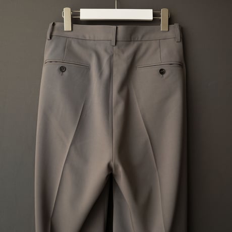 MIX TUCK DESIGN WIDE SLACKS【GRAY】
