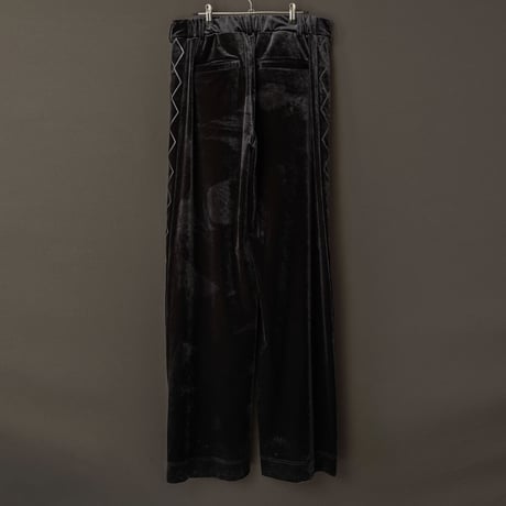 EMBROIDERY VELOUR WIDE PANTS【GRAY】