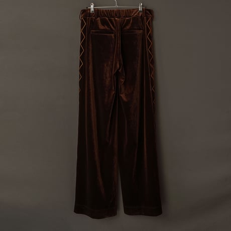 EMBROIDERY VELOUR WIDE PANTS【BROWN】