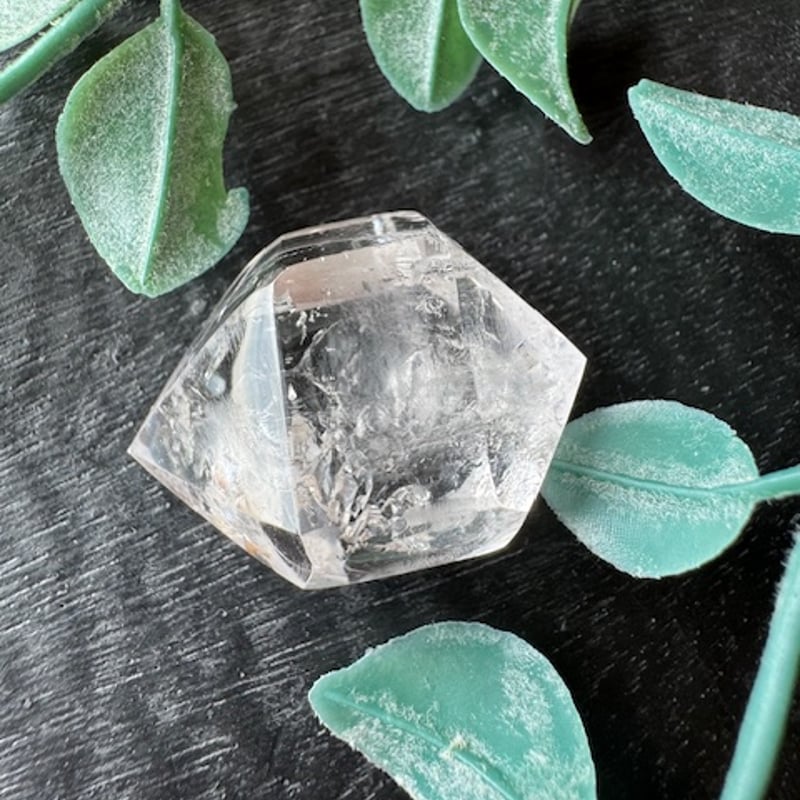 ウォーターインクォーツ(水入り水晶)【E】 | 天然石と雑貨のお店