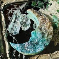 【オーラ水晶の三日月】🌙輝きで運気を引き上げる浄化の守護石