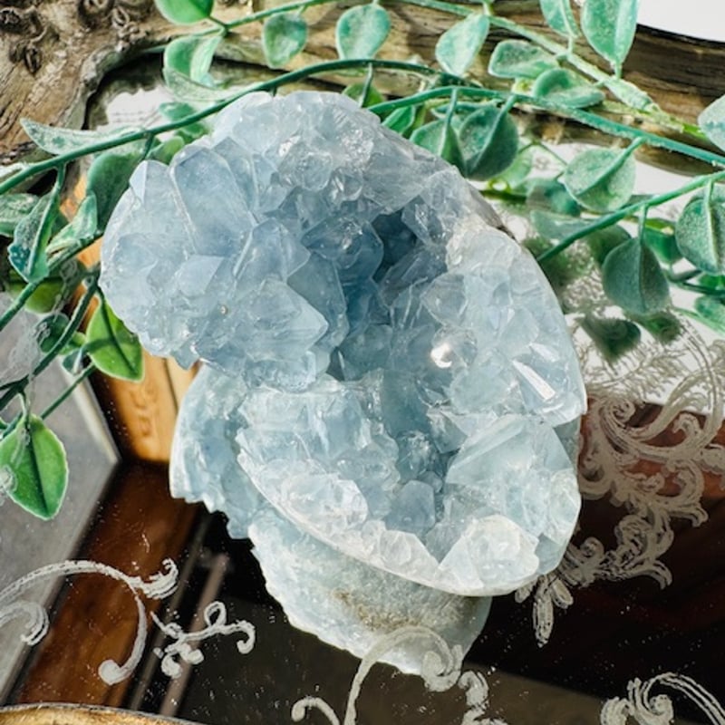 大粒結晶✨たまご型 セレスタイト♡天青石 大粒結晶✨たまご型 セレスタイト♡天青石